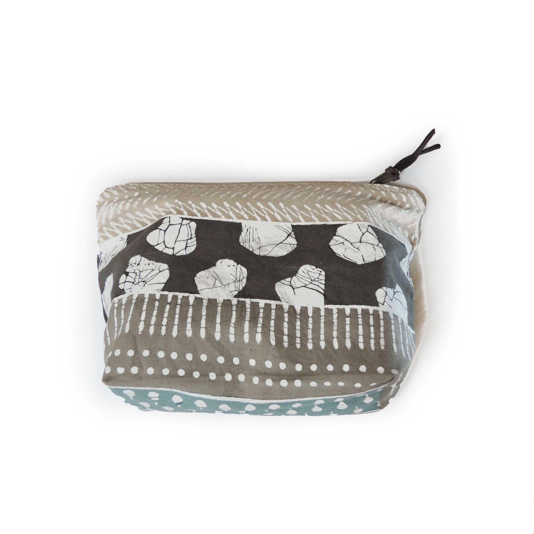 The perfect bohemian chic wash bag made from 100% cotton for sustainable style.