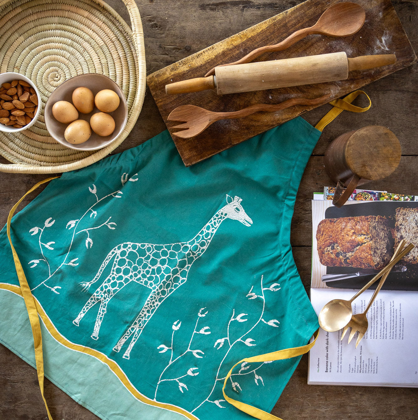 Zobisika Giraffe Apron Aqua